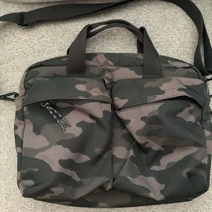 Banana republic messenger bag